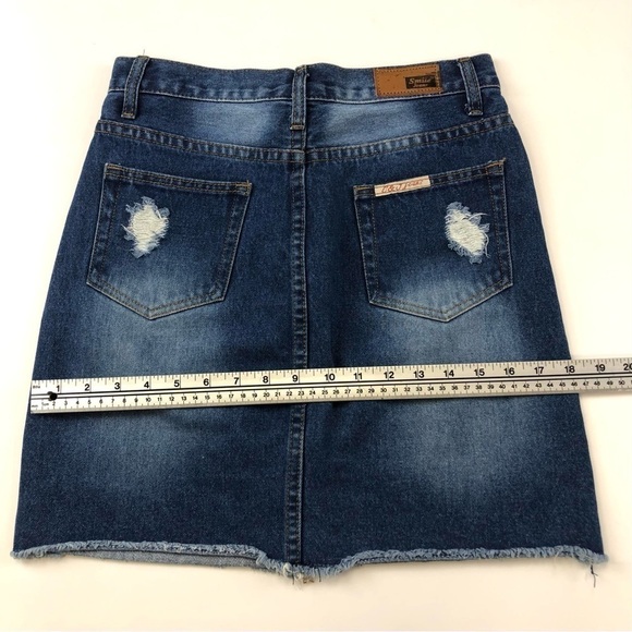 Distressed denim dark wash jean mini skirt -  Small - Picture 2 of 7
